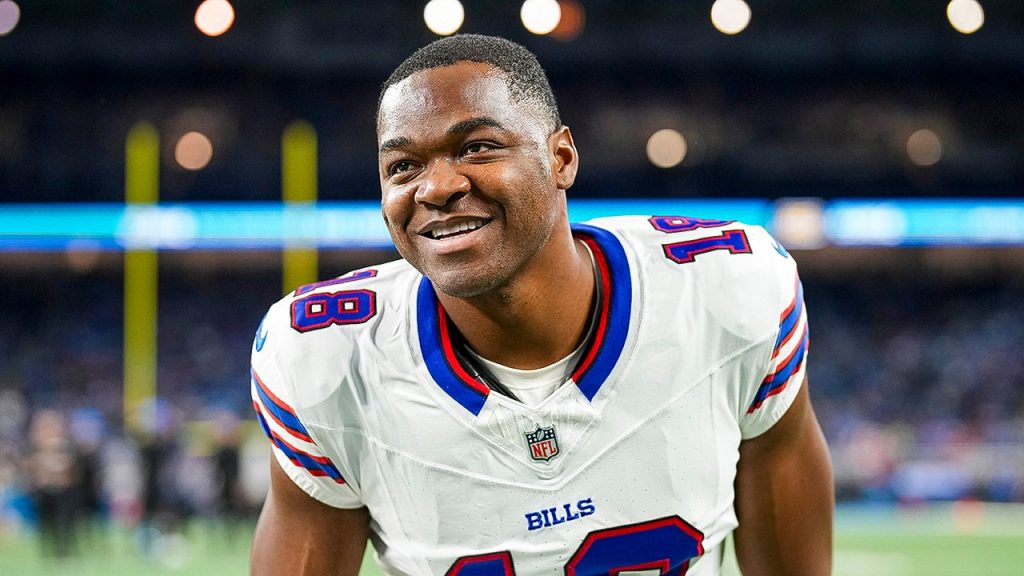 Amari Cooper plans to retire from the Raiders just ahead of the 2025 NFL season.