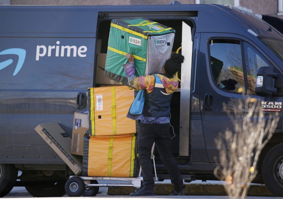 Amazon stops sharing free shipping benefits for Prime members