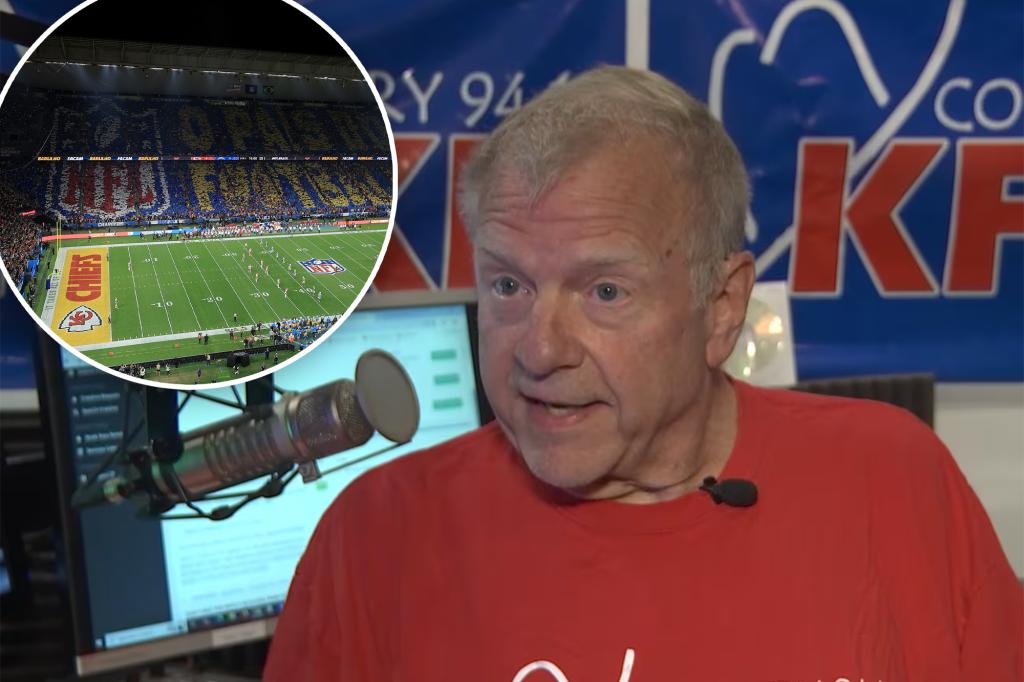 Announcer for the Chiefs steps down before the second home game