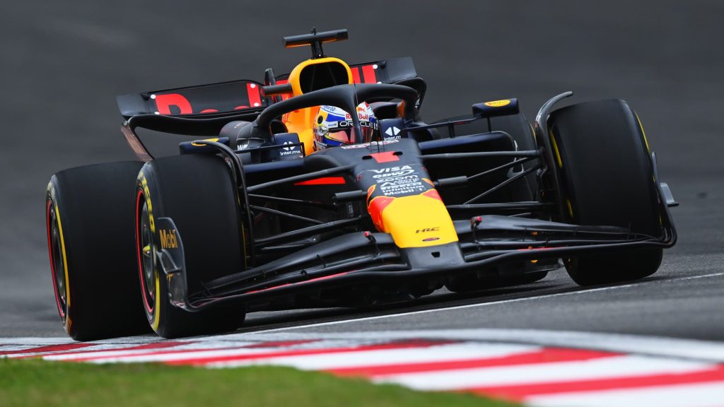 Apple's major event, Niccol's time at Starbucks, Carlyle's F1 agreement and more in Morning Squawk