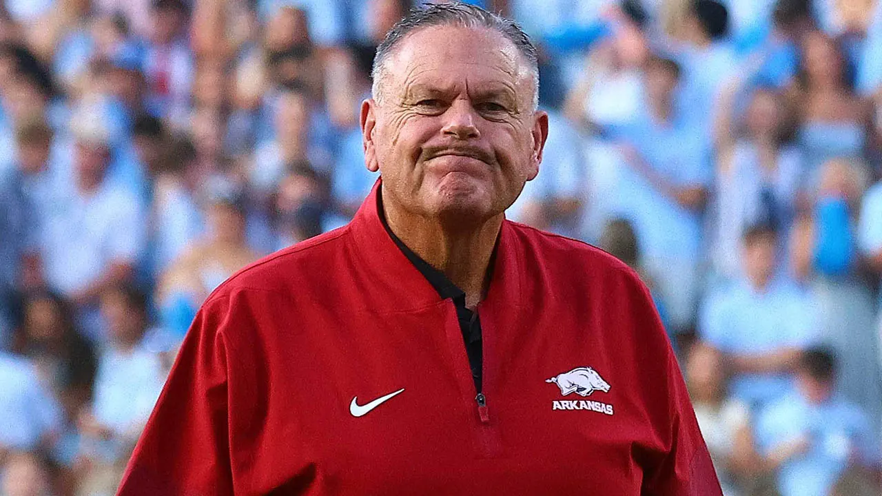 Arkansas dismisses Sam Pittman