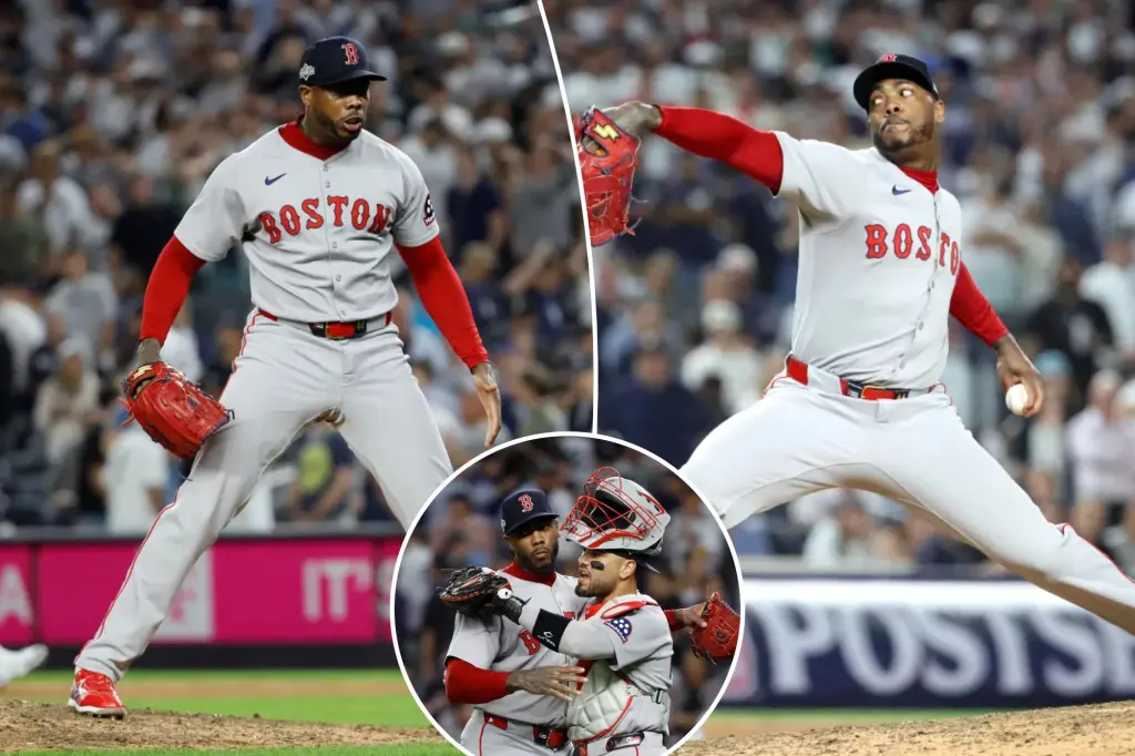 Aroldis Chapman of the Red Sox steers clear of another playoff disaster