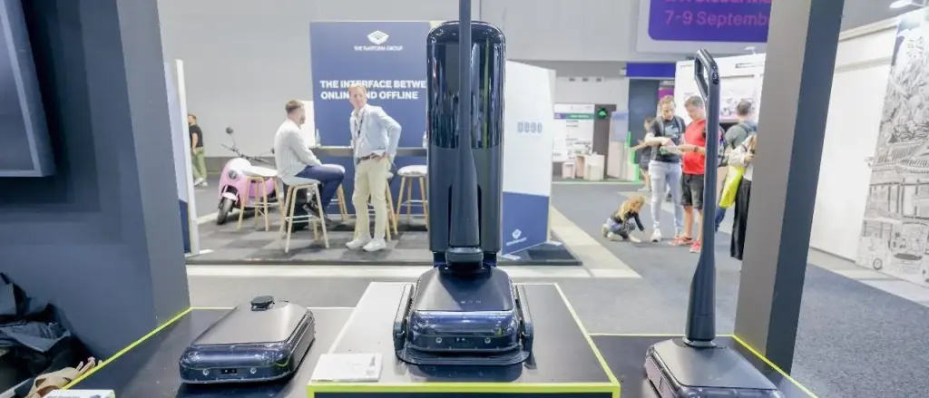 At last, a robot that deals with everyday messes