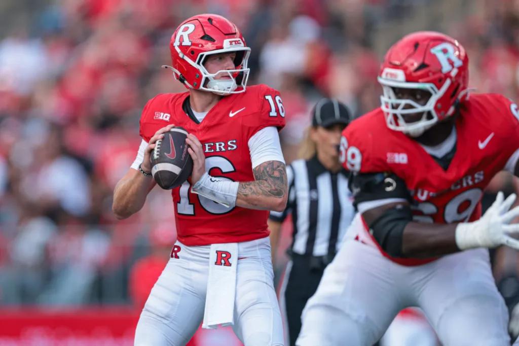 Athan Kaliakmanis leads Rutgers to a decisive victory against Norfolk State