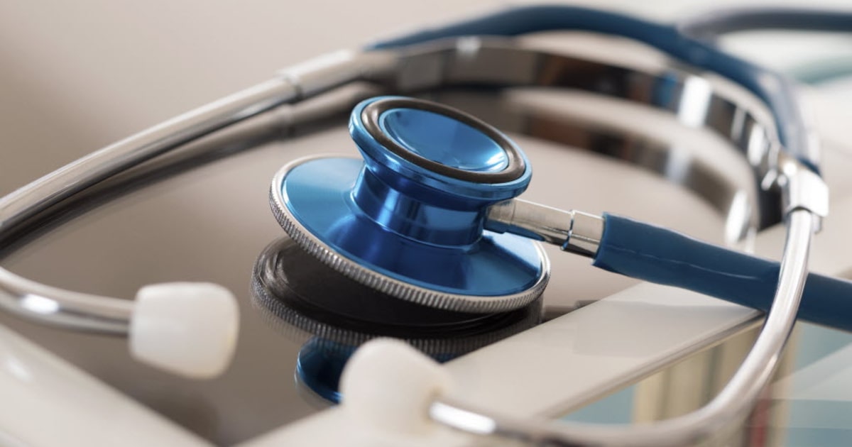 Austin physician suspended for alleged romantic involvement with patients