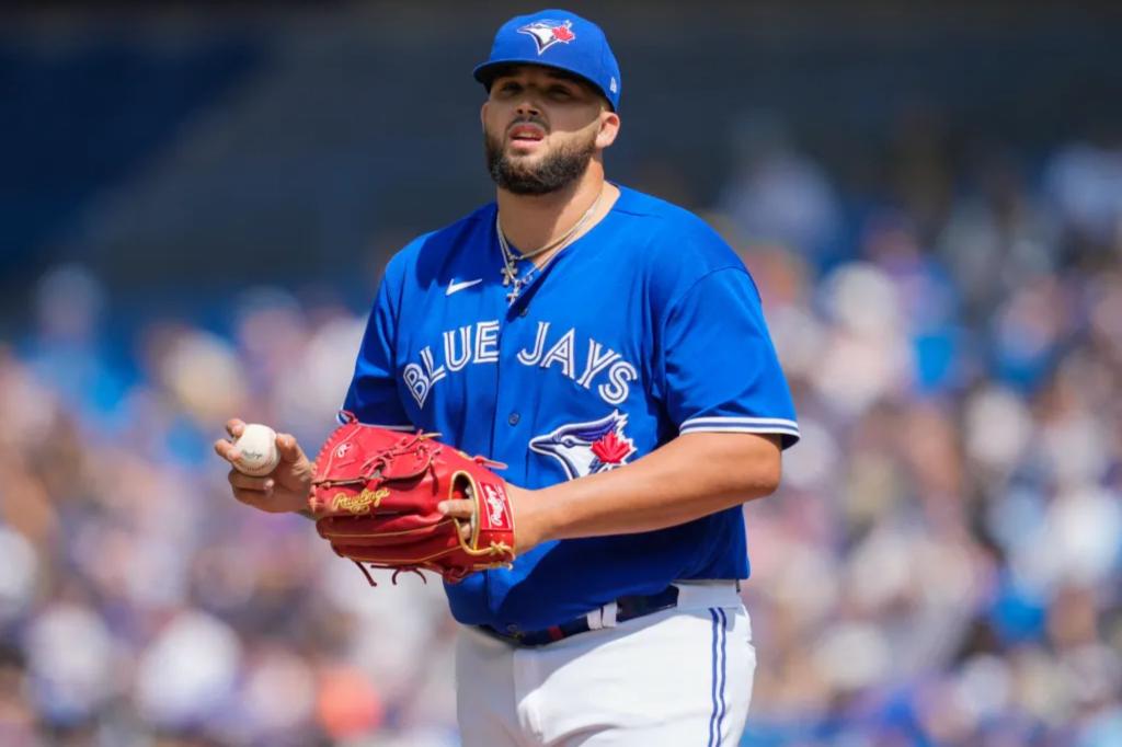 Braves are giving Alek Manoah a chance after leaving the Blue Jays.