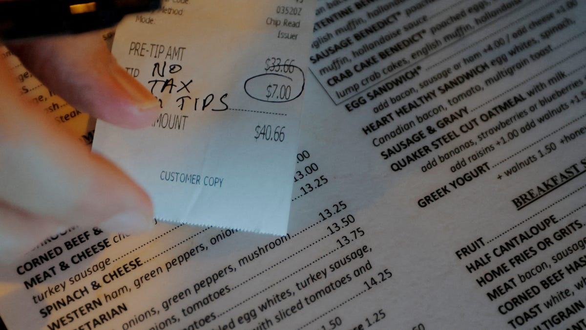 Changes to 2026 W-2 and W-4: No tax on tips, additional deductions for those 65 and older, and more