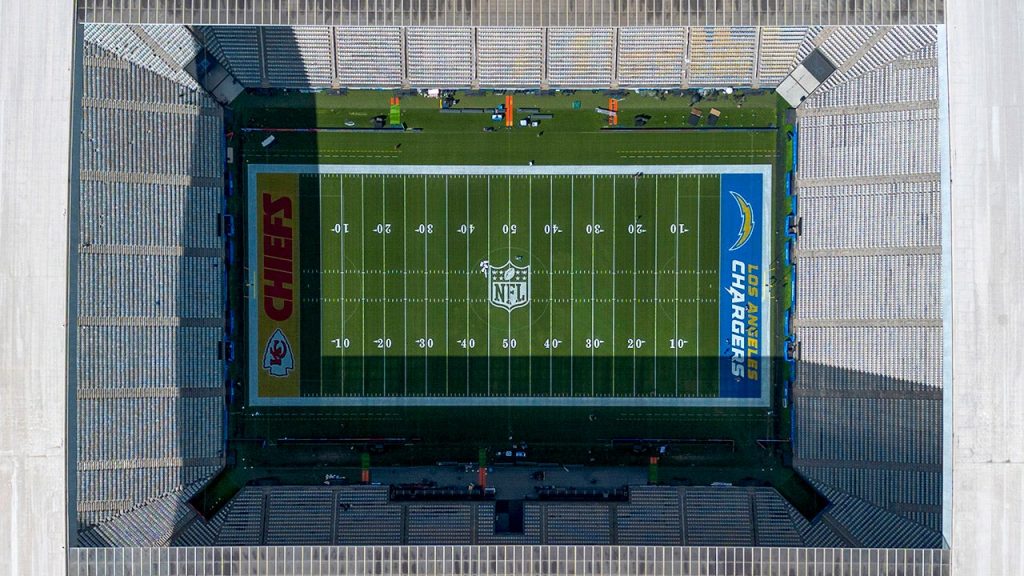 Chargers fans unhappy about Chiefs logo displayed in end zone at Brazil game