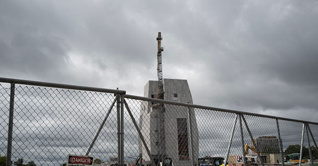 Chicago Residents Criticize 'Unsightly' Obama Foundation Center