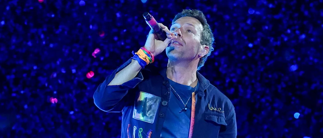 Chris Martin From Coldplay Criticized For &lsquo;Disgraceful&rsquo; Remarks To Israeli Girls During Performance