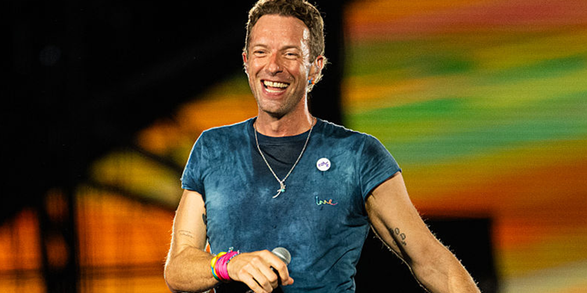 Chris Martin encourages the audience to send their love to Charlie Kirk's family.