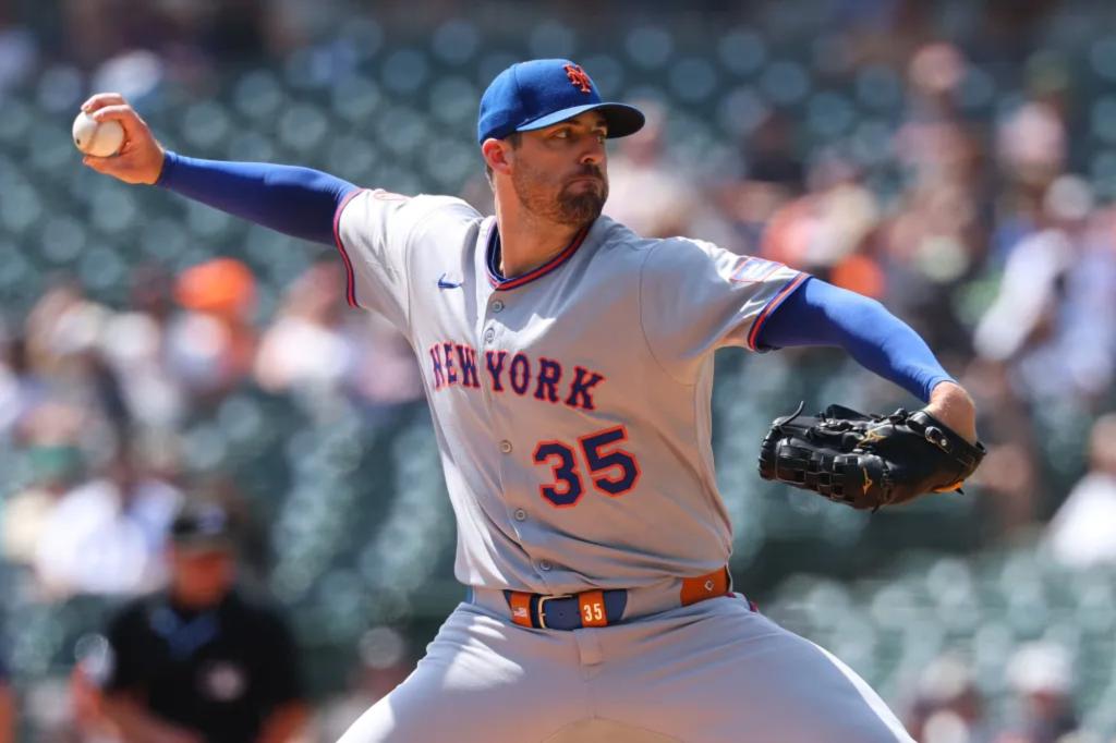 Clay Holmes struggled with his control at a critical moment for the Mets in their defeat against the Tigers.