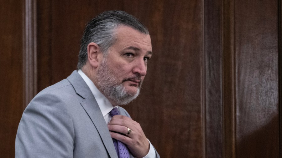 Cruz: Comey and McCabe's statements are fundamentally inconsistent