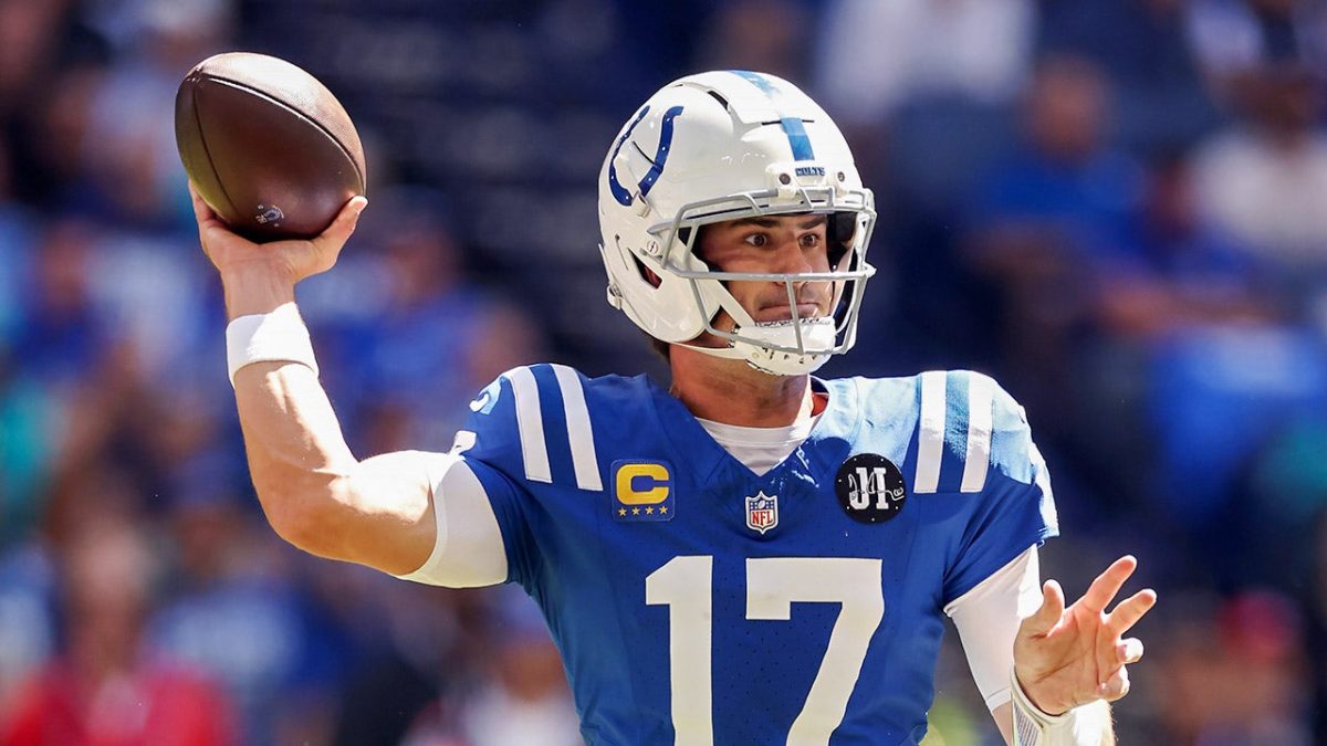 Daniel Jones leads Colts to a decisive victory over the Dolphins in the NFL season opener