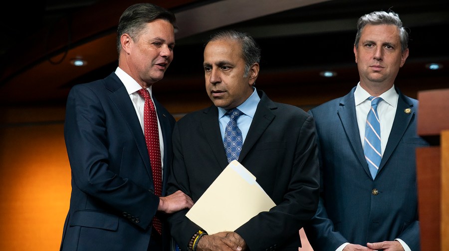 Democrat warns against Chinese peacekeepers in Ukraine 