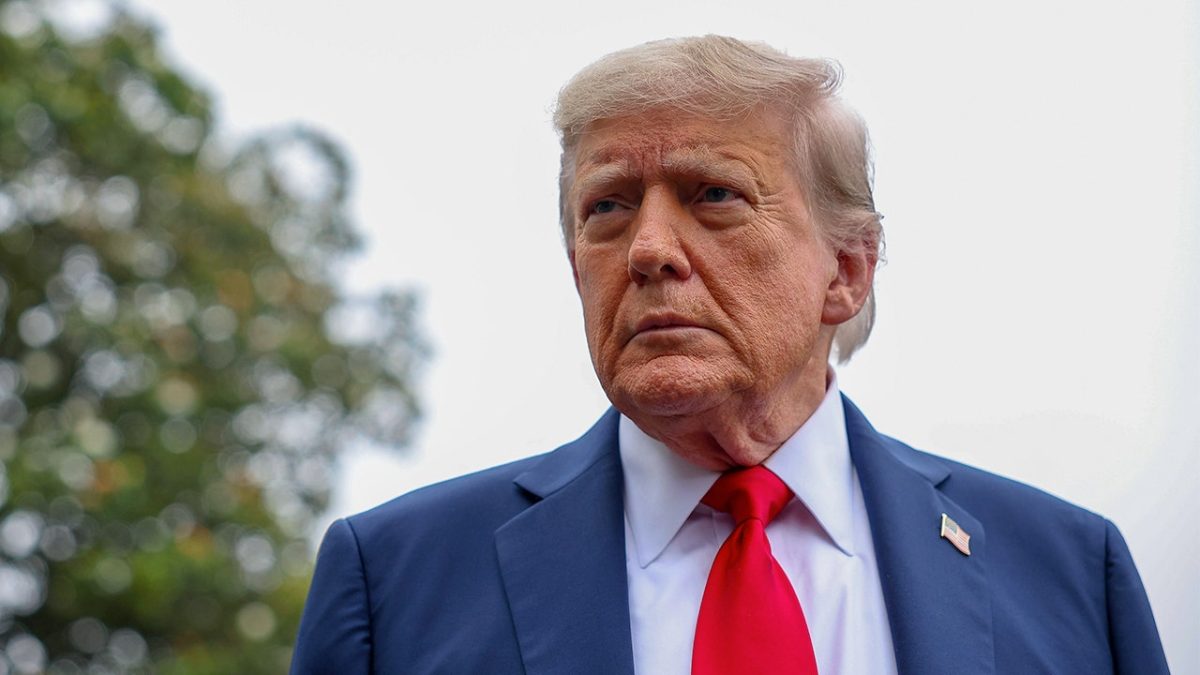 Democrats criticize Trump for his deportation actions in Chicago and military threats