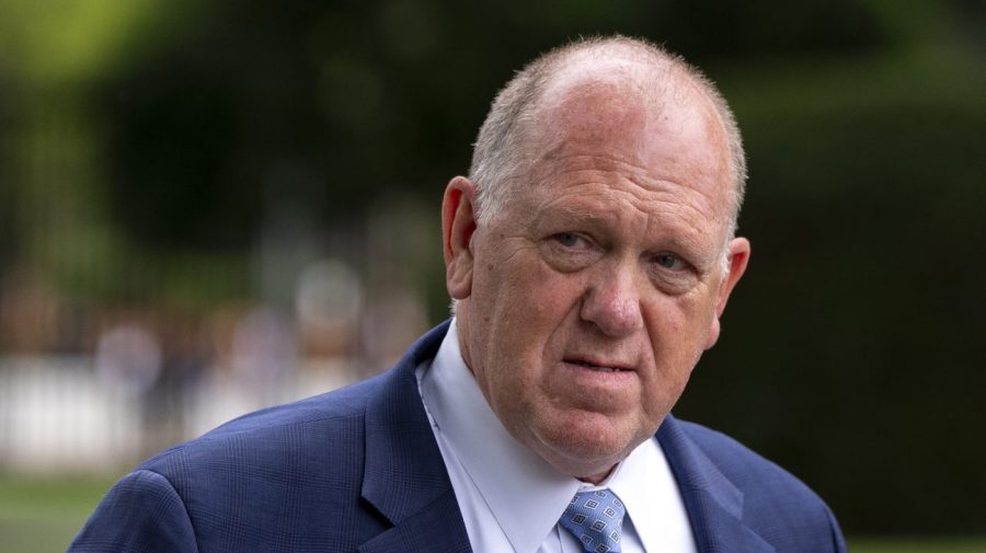 Dems launch probes into Trump’s border czar amid bribe allegations