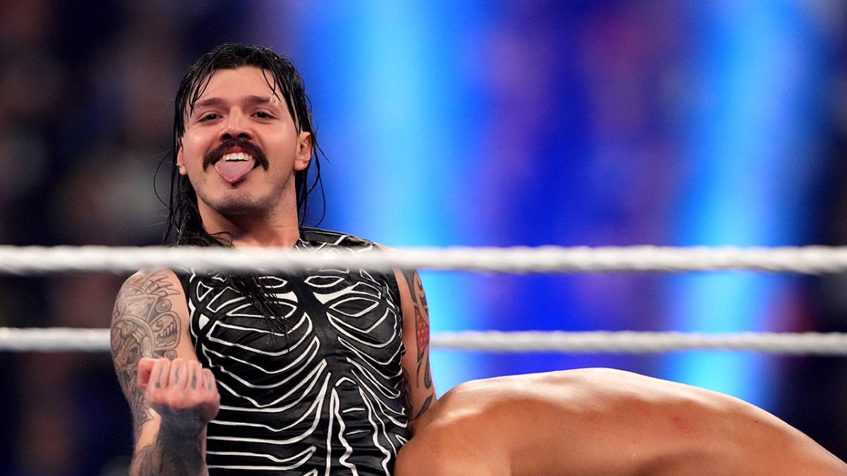 Dominik Mysterio's title victory establishes a new WWE record at Worlds Collide