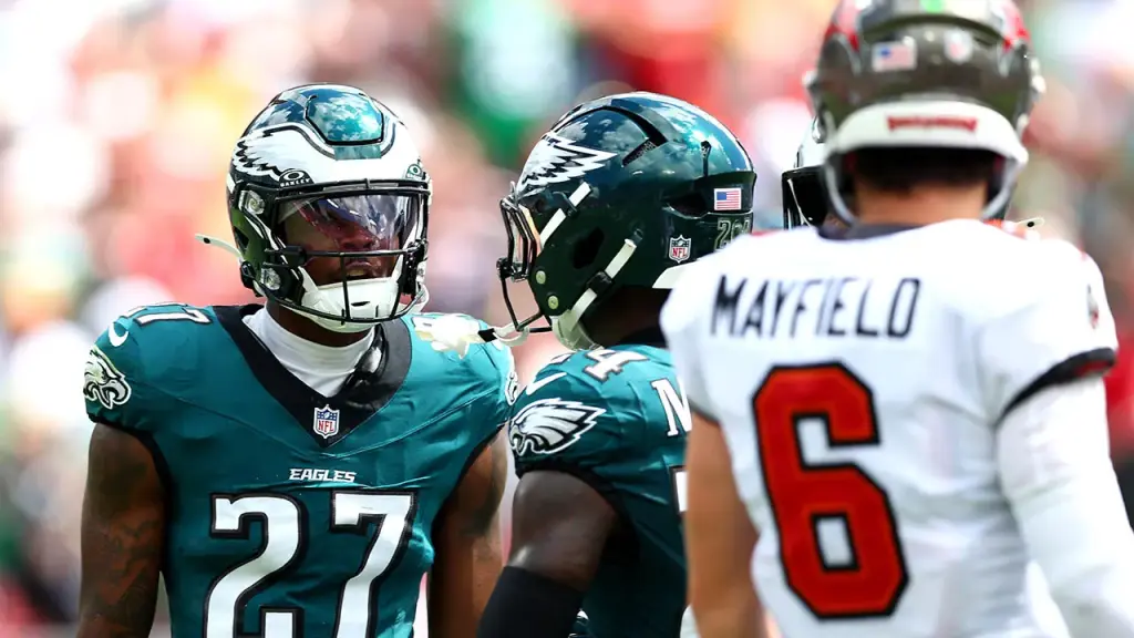 Eagles' Quinyon Mitchell and Bucs' Tristan Wirfs have a confrontation