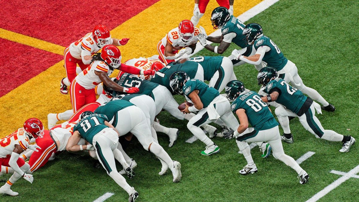 Eagles' push play stays allowed as NFL season kicks off with Cowboys matchup.