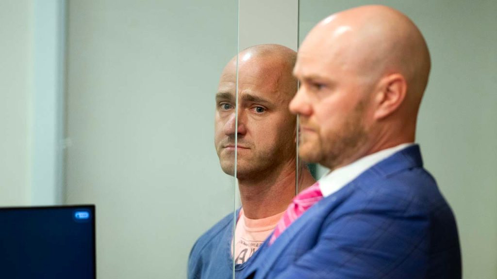 Ex-Alaska Airlines pilot attempted to disable engines while on psychedelic mushrooms