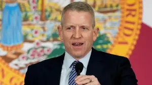 Ex-Florida House speaker launches campaign for governor