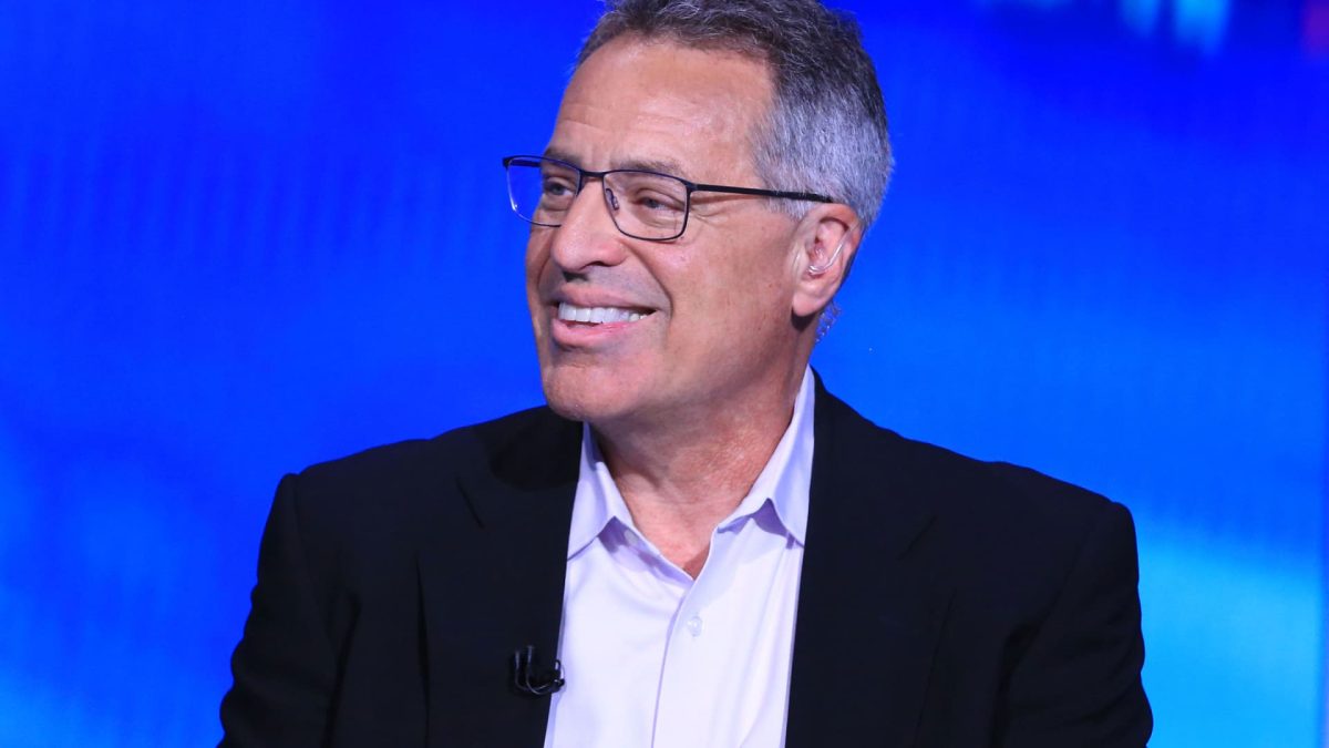 Experienced value investor Bill Nygren discovers affordable stocks beyond the 'Mag 7'