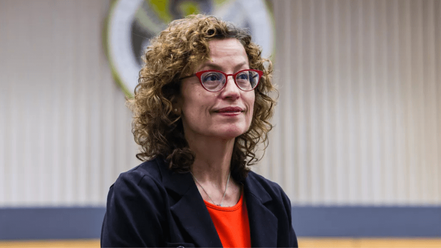 FCC commissioner: 'We lack the authority' to take action against broadcasters