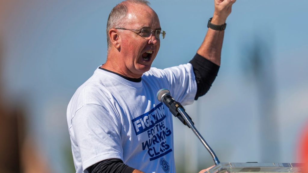 Fain: Pensions and retirement health care essential in upcoming contract with Detroit 3