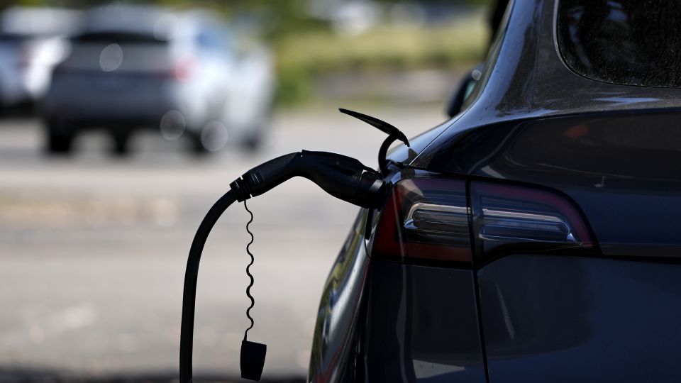 Farewell to the $7,500 EV tax credit. How will this affect EV prices?