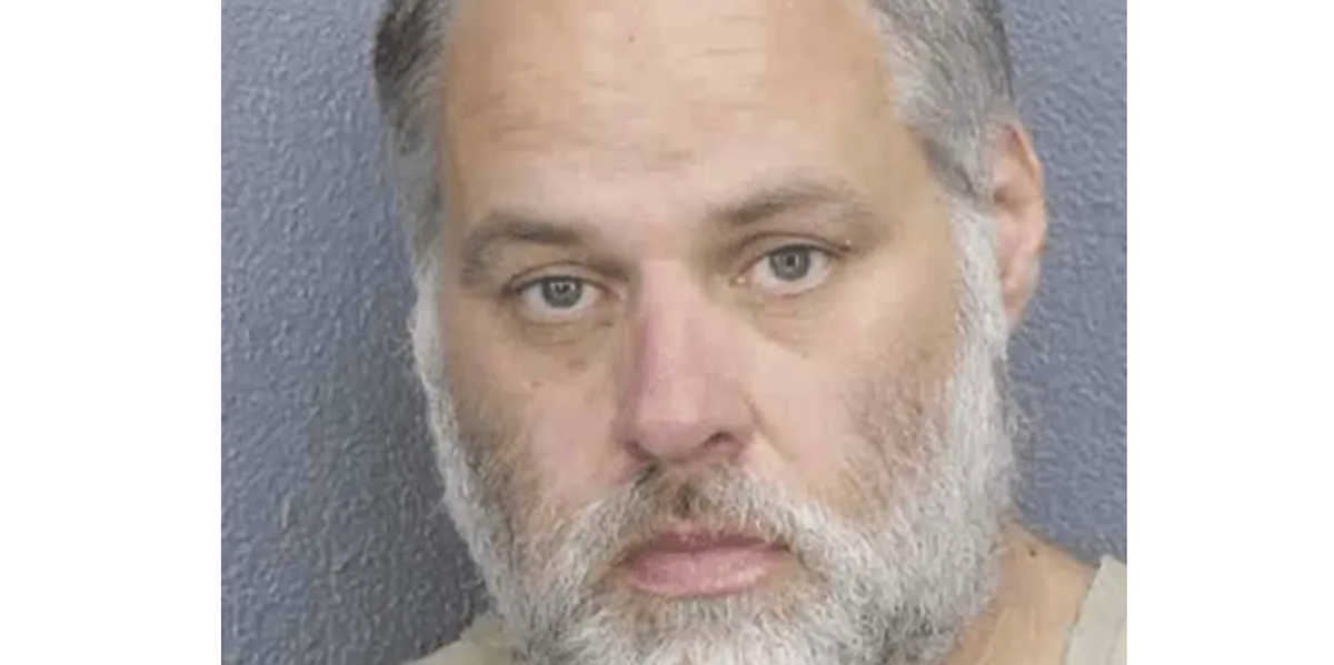 Father who cared for approximately 20 kids found with child porn while returning from cruise with pregnant wife and children: Affidavit