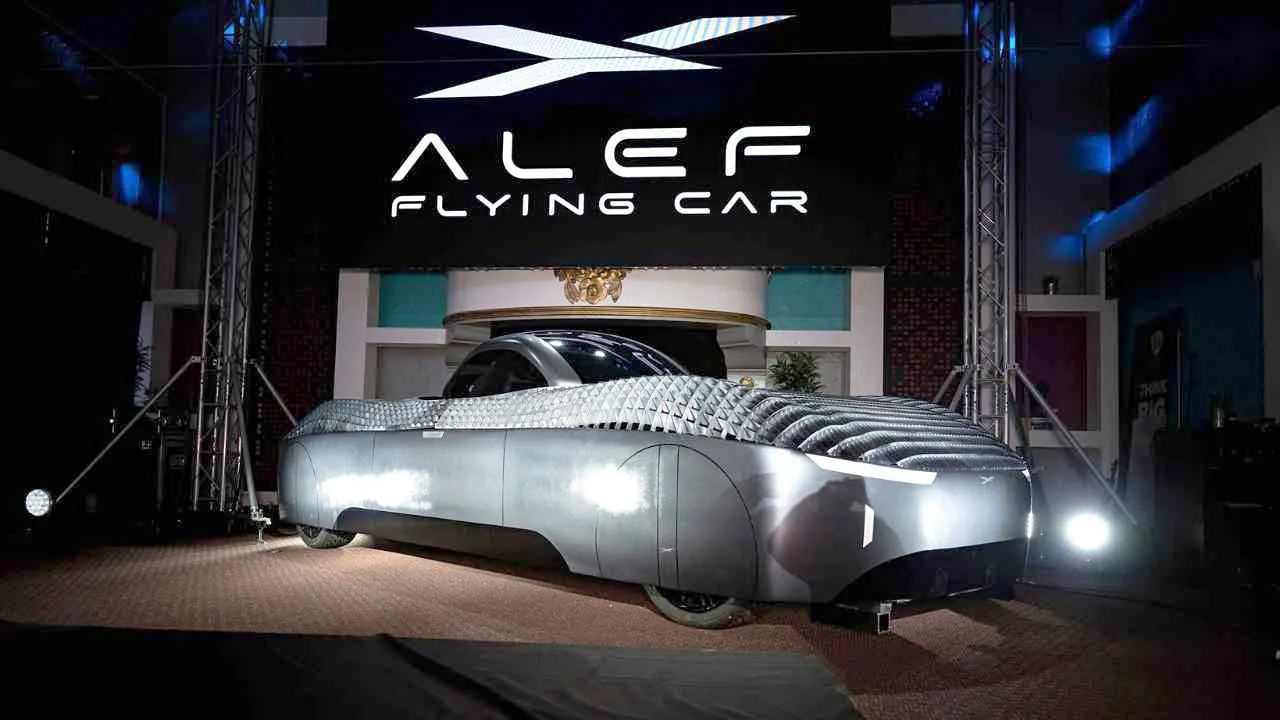 Flying car that can take off vertically to start testing at airports
