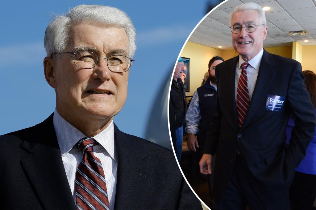 Former Illinois Governor Jim Edgar, a well-liked two-term Republican, has died at 79.