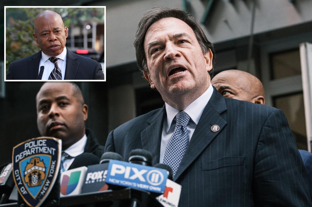 Former NYC police chief calls for DOJ to look into Adams and the NYPD for suspected corruption
