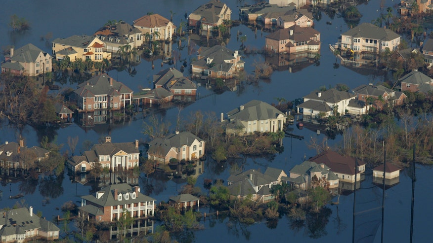 Former mayor cautions that FEMA reductions might lead to a repeat of Hurricane Katrina mistakes