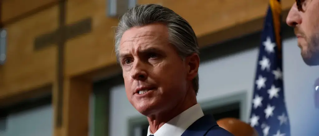 Gavin Newsom has not shared his schedule for years despite claims of being open.