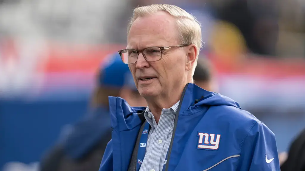 Giants' John Mara reveals he has cancer.