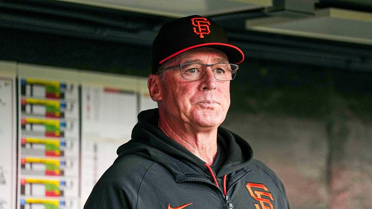 Giants let go of manager Bob Melvin following an 81-81 season