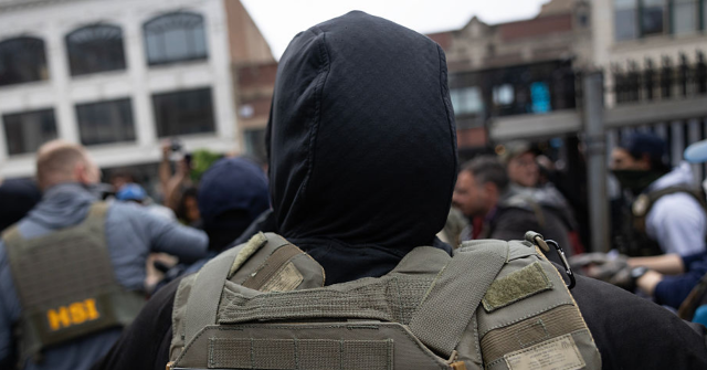 Government Agents and Supplies Headed to Chicago for Immigration Enforcement