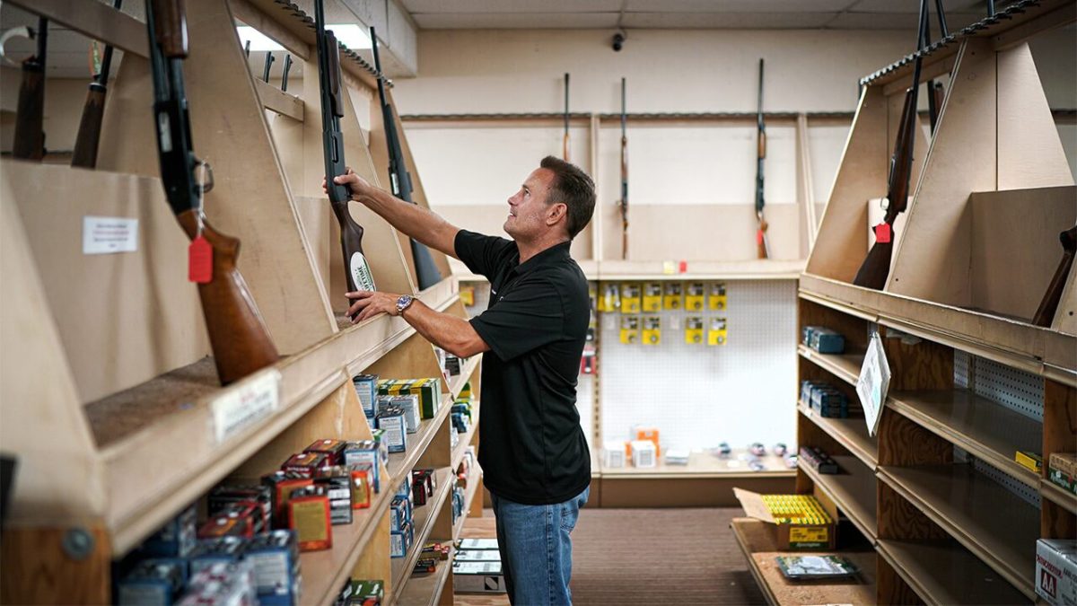 Gun-rights group criticizes major banks for ignoring debanking issues and seeks a commitment