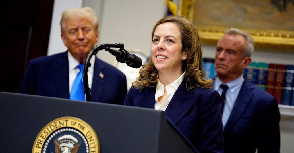 HHS Official Addresses Pregnant Women Taking Tylenol