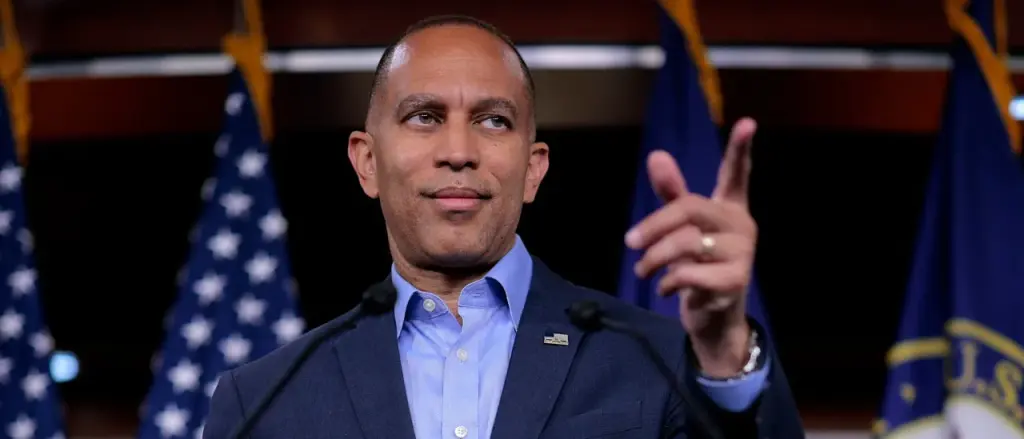 Hakeem Jeffries Unites Your Favorite Democrats in New J6 Subcommittee