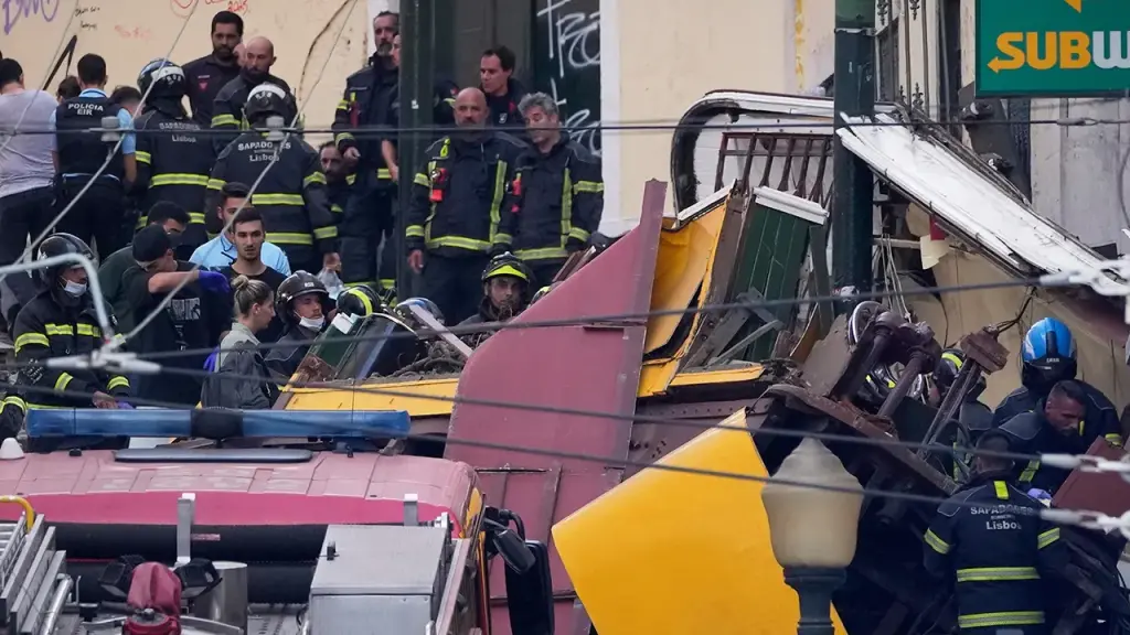 Historic funicular train derails in Lisbon, resulting in 15 fatalities in a tragic incident