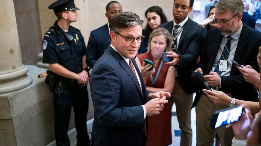 House Republicans consider temporary measure to prevent shutdown until November