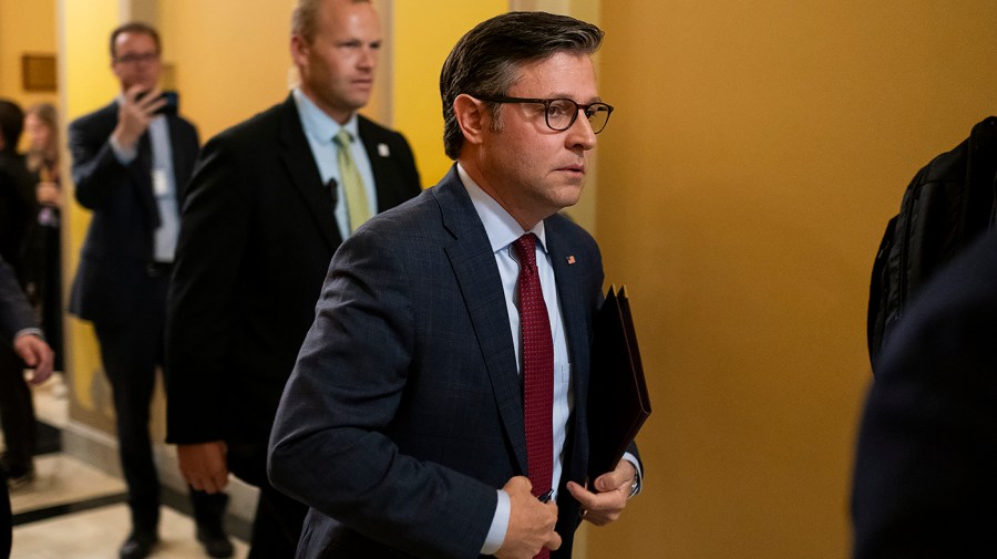 House approves GOP bill to finance Energy Department and water agencies by a slim margin