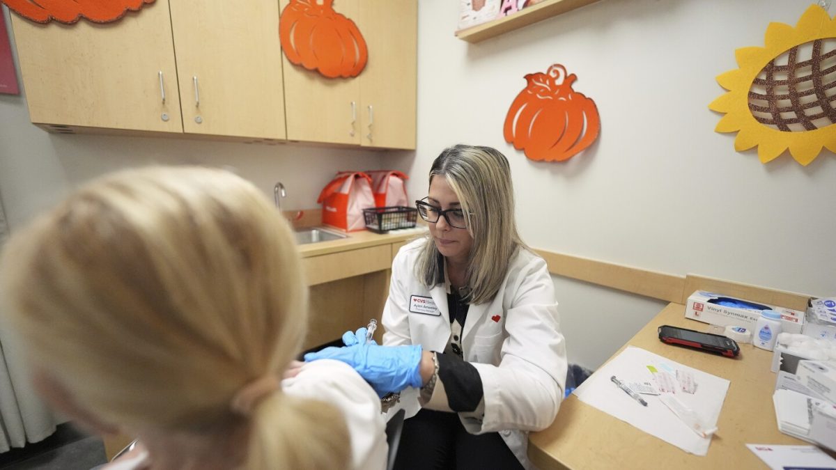 How it operates: Vaccine advisors state that people can choose to get updated COVID-19 vaccinations