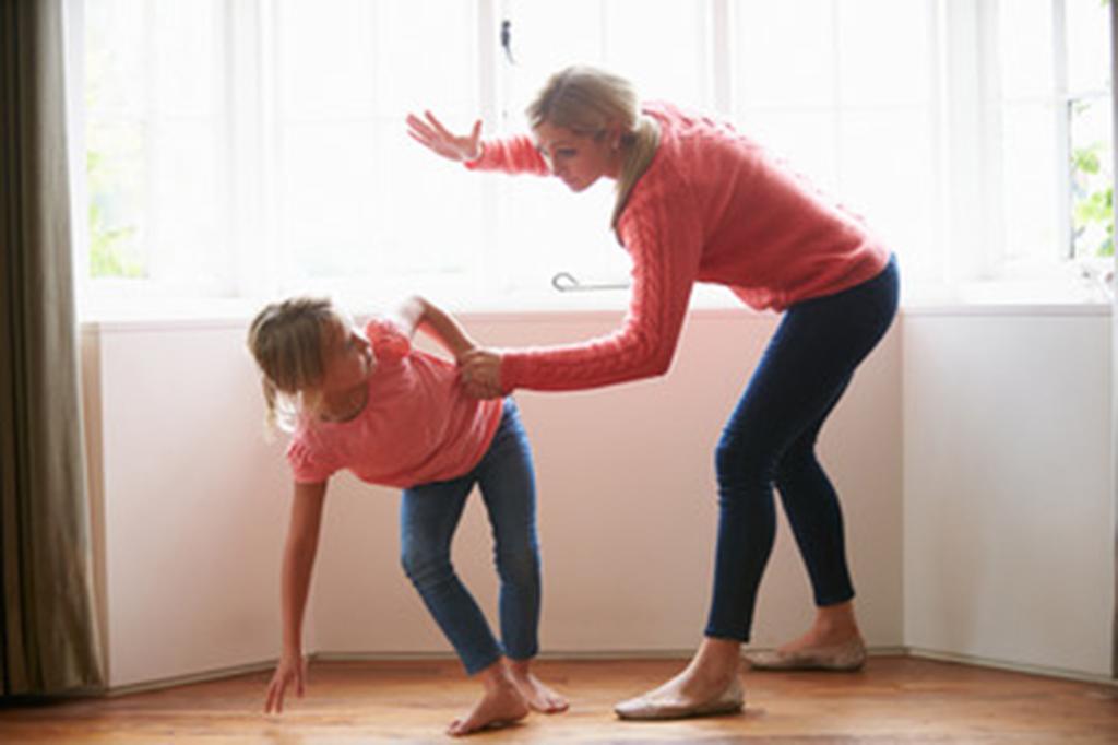I witnessed a mother strike her child — should I keep quiet or report the abuse?
