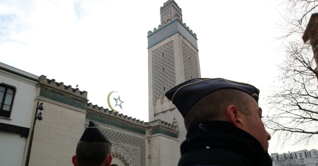 ISIS Urges Muslims to Target 'Christians and Jews' in Europe