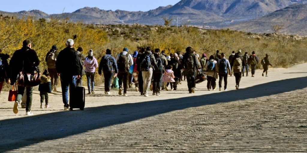 Immigrant numbers in the US experience their first drop in many years