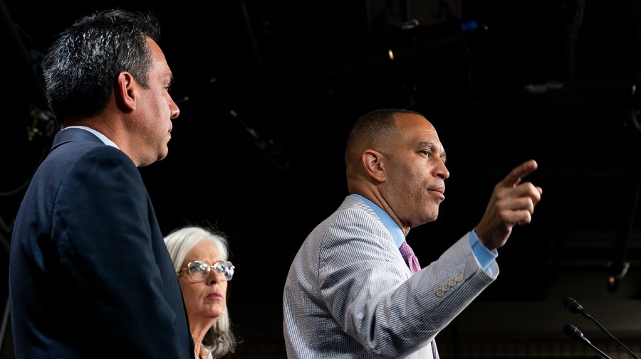 Jeffries: Decision on Mamdani's endorsement will be made soon